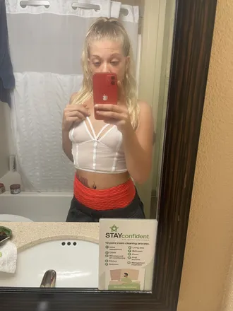 OnlyFans cuenta breebabyyy9523 header 2