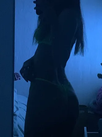 OnlyFans cuenta zoeeeeeeeeeeeeeeee header 2