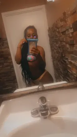 OnlyFans cuenta chocolate_dropp95 avatar 1