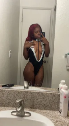 OnlyFans cuenta ibelieveinmiracle header 2
