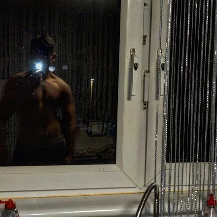 OnlyFans account  flip2001 header 2