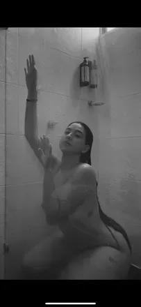 OnlyFans cuenta saracasta222 avatar 1