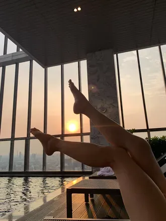 OnlyFans cuenta mymumsfeet header 2
