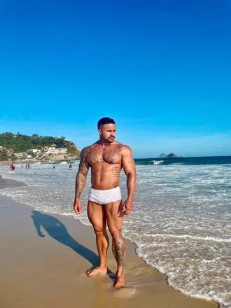 OnlyFans cuenta vtreis0 header 2
