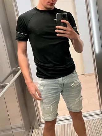 OnlyFans account  flos_prvt avatar 1