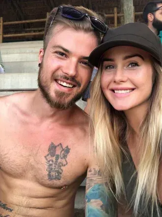 OnlyFans account  dont-tell-mom-and-dad avatar 1