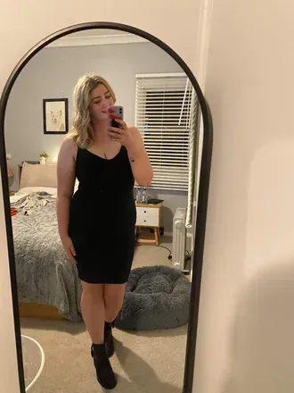 OnlyFans account  justcallmemolly avatar 1