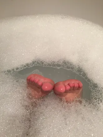 OnlyFans cuenta wizzyfeet header 2