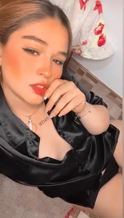 OnlyFans cuenta ani210517 header 2