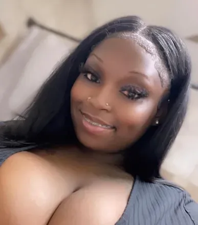 OnlyFans account  theniseyreed header 2