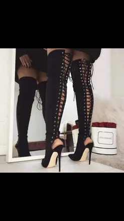 OnlyFans cuenta prettytoesonly4you avatar 1