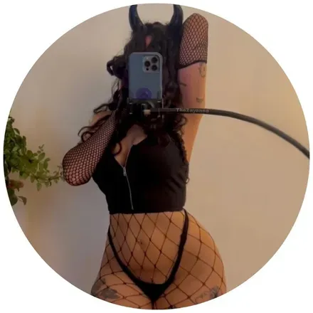 OnlyFans account  thezayanna avatar 1