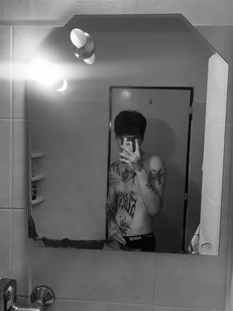 OnlyFans cuenta marekulrych header 2