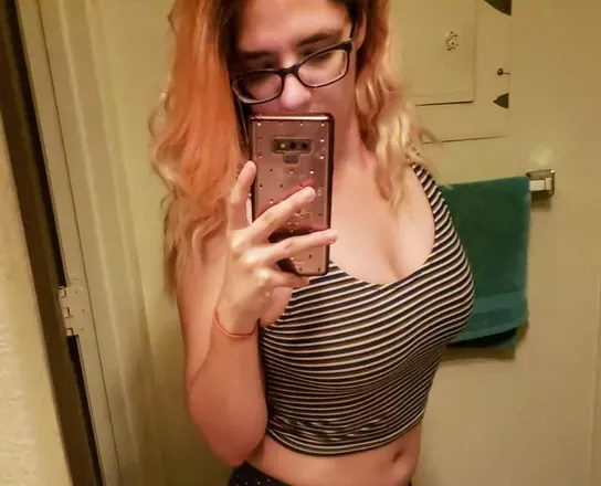 OnlyFans cuenta worldofeliza avatar 1