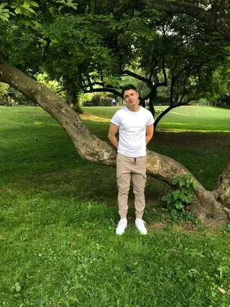 OnlyFans account  u83375682 header 2