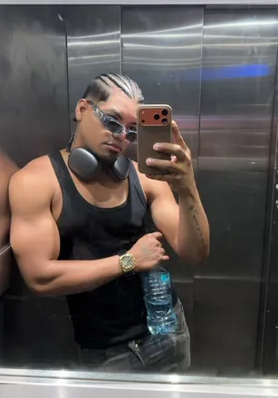 OnlyFans cuenta maykol22 header 2