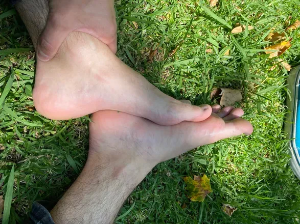 OnlyFans cuenta bigtoesalpha header 2