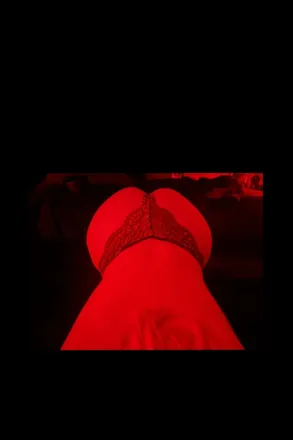 OnlyFans cuenta tiredvamp header 2
