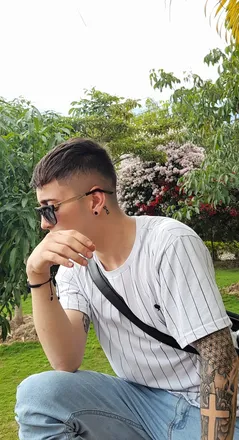 OnlyFans cuenta andreslopeeez header 2