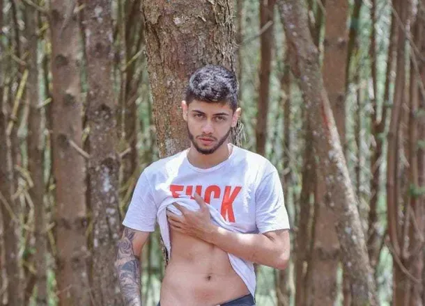 OnlyFans cuenta alessandro_duty header 2