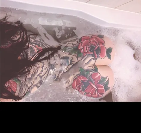 OnlyFans cuenta milas_ink header 2