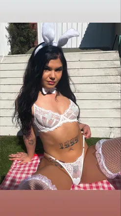 OnlyFans cuenta bellaabaanks avatar 1