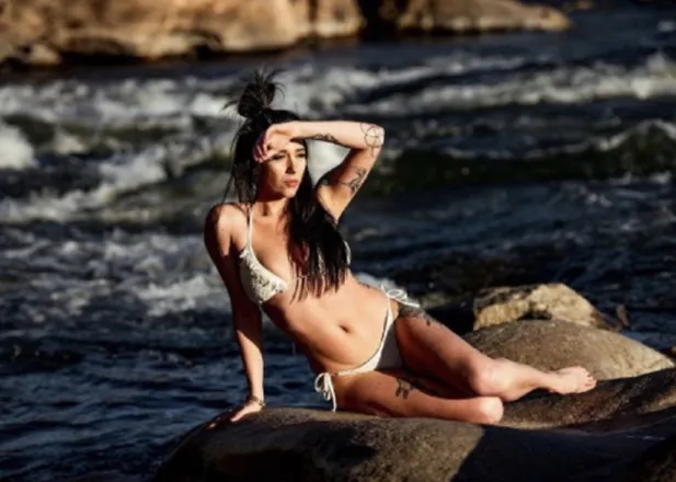 OnlyFans account  devihoneyfree header 2