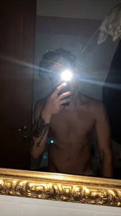 OnlyFans cuenta frances01 header 1