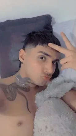 OnlyFans account  dontecortes header 2