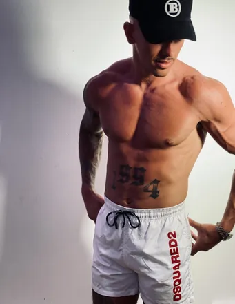 OnlyFans cuenta louishemlin1 header 2