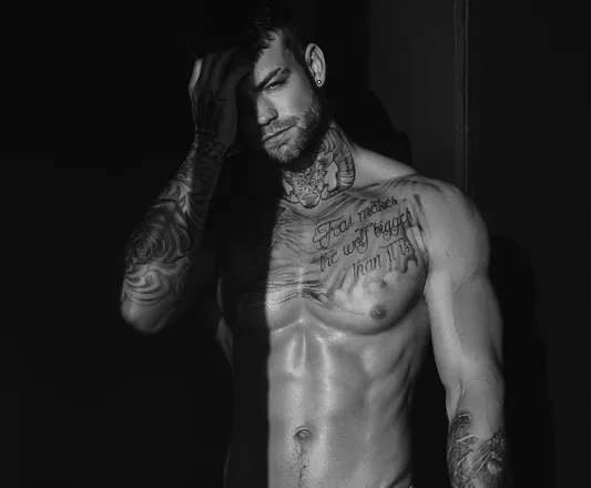 OnlyFans cuenta dooostinn header 2