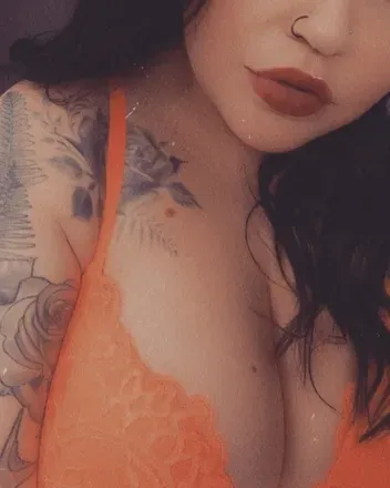 OnlyFans account  roxysugarbabe avatar 1