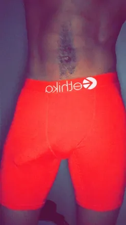 OnlyFans cuenta whatzlove5150 header 2
