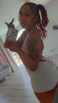 OnlyFans account  hurricanepussy92 header 2