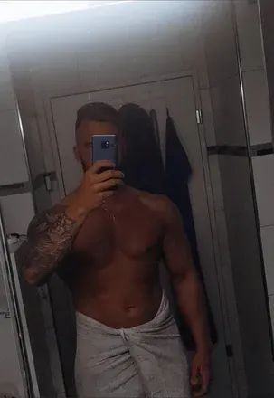 OnlyFans cuenta badboy89zh avatar 1