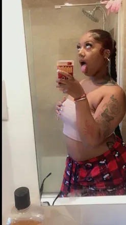 OnlyFans cuenta honeyypott2 avatar 1