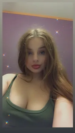 OnlyFans cuenta whiterabbitqueen header 2