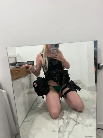 OnlyFans cuenta hannykirbs header 2
