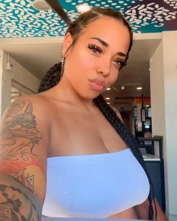OnlyFans cuenta lysh7 previous_avatars_1 3