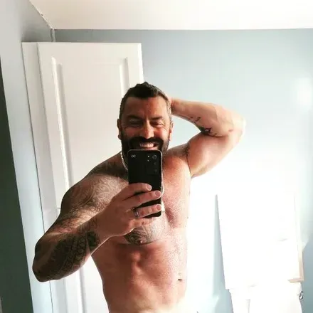 OnlyFans cuenta buffclooney avatar 1