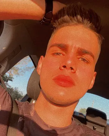 OnlyFans cuenta afarmerboy avatar 1