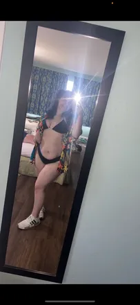 OnlyFans account  jasminelynn25 header 2