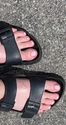 OnlyFans cuenta pinky-toes1 avatar 1