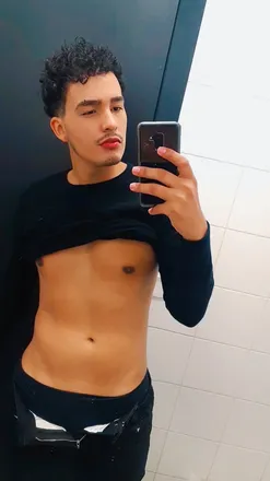 OnlyFans cuenta cianosantos1992 header 2