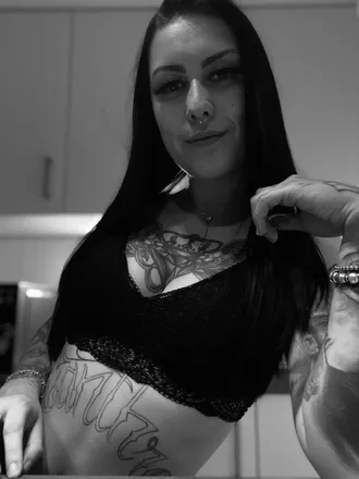 OnlyFans cuenta u245479901 header 1