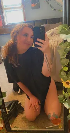 OnlyFans cuenta littleredmel avatar 1