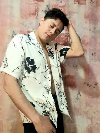 OnlyFans cuenta sarash33 header 2