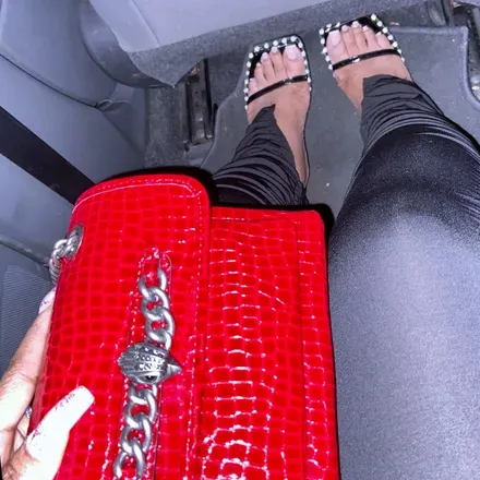 OnlyFans account  babyphatfeet22 avatar 1