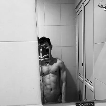 OnlyFans cuenta nut_buster_asian avatar 1