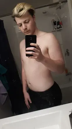 OnlyFans cuenta babyboigrey avatar 1